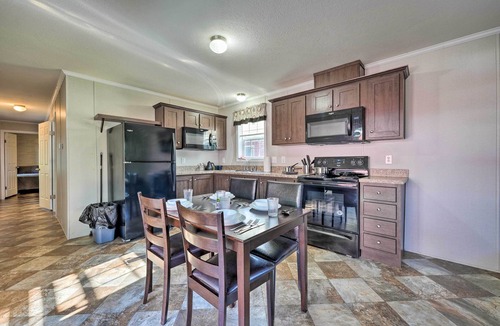 Cassopolis Cabin | Pet-Friendly Cassolopis Escape, Near Lake!