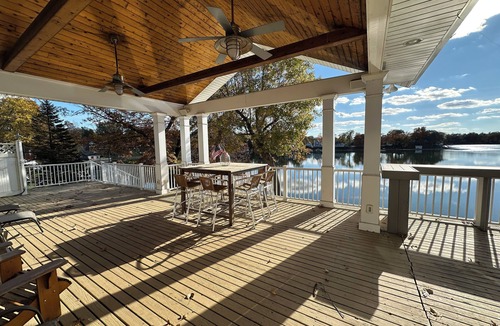 Plainwell House | Pine Lake Cottage with Views