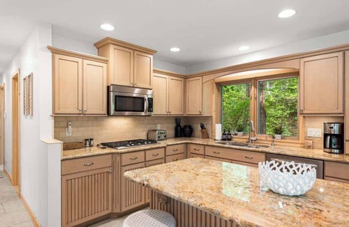 Michiana House | Poolside Retreat w/Hot Tub + Walk to LK MI Beach