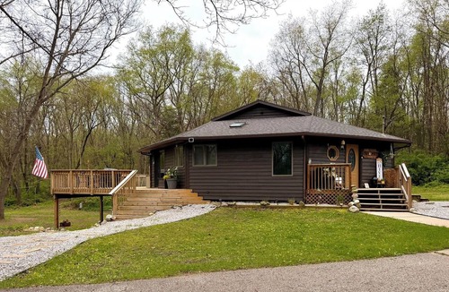 Kendall House | Private 5-Acre Family Retreat Sleeps 12 Game Room Near Wine Country & Lake MI