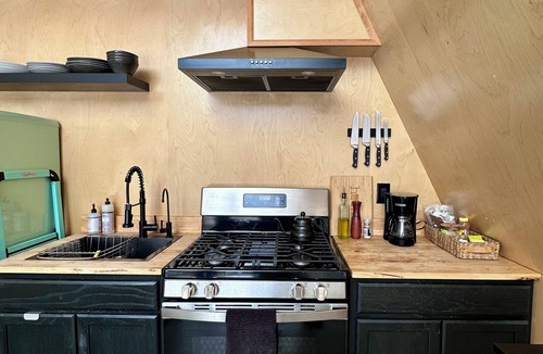 Peebles House | Private A-Frame on 20 Acres - Remote Work Friendly