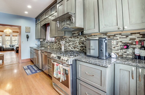 Lansing House | Private Hot Tub & Patio! Chicagoland Extended Stay