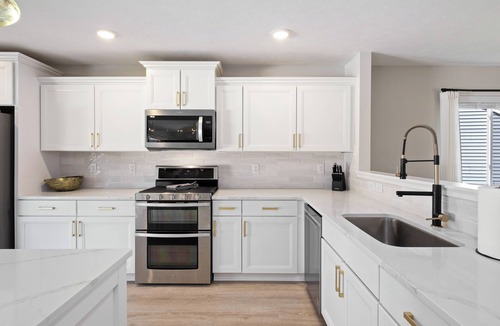 Grandville House | Private Pool, Infared Sauna, Full Gym, Hot Tub, Sleeps 16