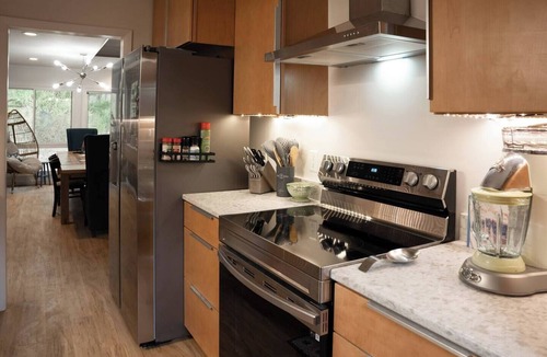 South Haven House | Private South Haven Retreat: Wooded Surround, Walk to Beach