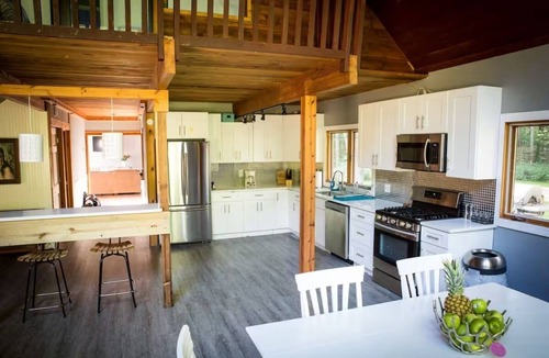 Rolling Prairie House | Pure Michiana - Rustic & Cozy Near the State Line - Rolling Prairie