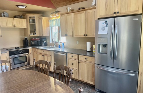 Williston Cottage | Quaint Cottage SO Close to Lake Erie