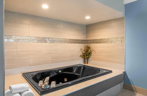 Goshen Hotel | Quality Inn & Suites Goshen