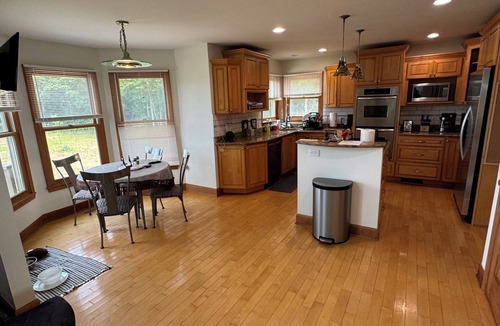 Covert House | Quiet location 3.5 miles from Lake Michigan. Close to south Bend,