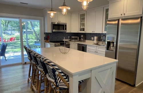 New Buffalo House | Quiet neighborhood Blks to town/beach fenced yard