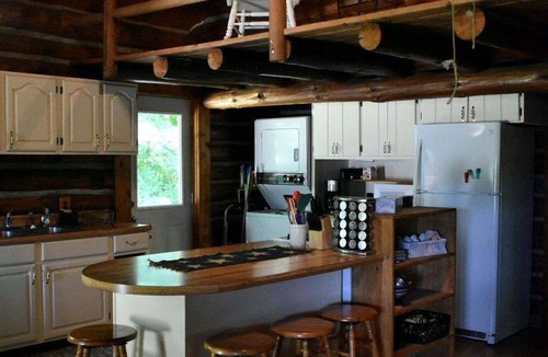 Walker Cabin | Rare relaxation in your 3-bedroom Ranch cabin
