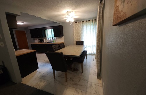 Sodus House | Relaxing Ranch