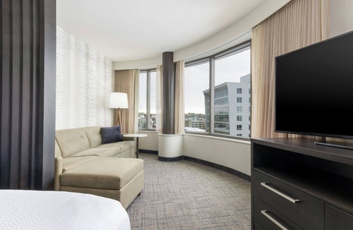 Downtown Hotel | Residence Inn by Marriott Grand Rapids Downtown