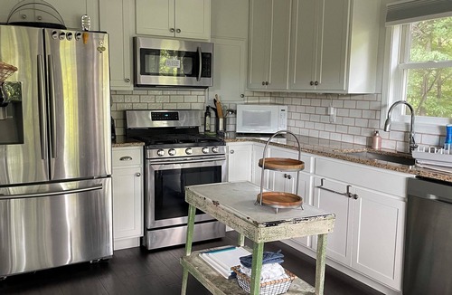 South Bend Cottage | Riverfront Respite - Riverfront, Charm, Quiet, Nature, Near ND