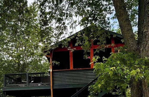 Noblesville House | Riverwood Rest Stop next to Ruoff, Koteewi & Grand Park