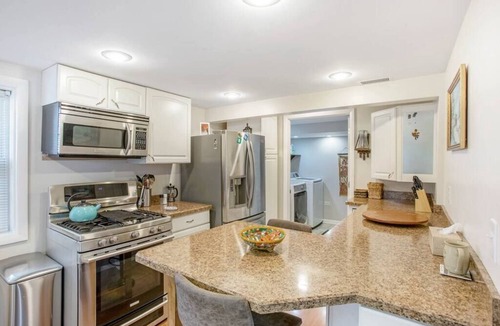 Kankakee Cabin | RIVIERA》Intimate, Adventurous, Comfy