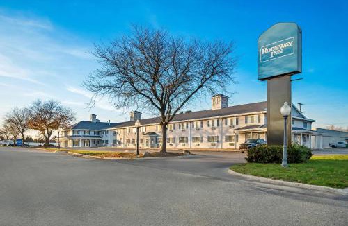 Grandville Hotel | Rodeway Inn Grandville - Grand Rapids