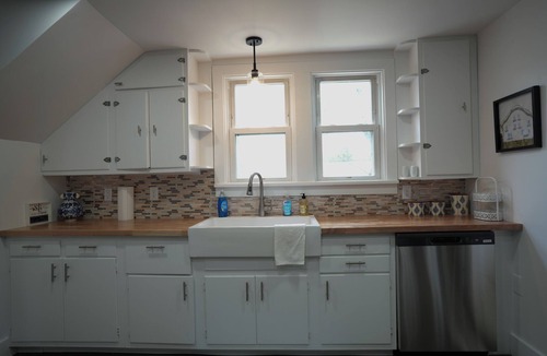 Michigan City House | Sandy Toes house with Hot Tub in Michigan City Beach Area
