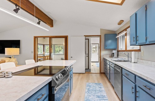 Montague House | Scenic Shores: Your Front Row Seat to Lake Michigan Sunsets