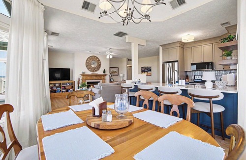 Manistee Condo | Second Floor Lake Michigan Condo with Sunset Views