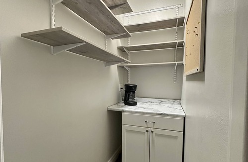 Sheridan House | Sidelines @ Grand Park Game Room, Outdoor Basketball Court Sleeps 13+