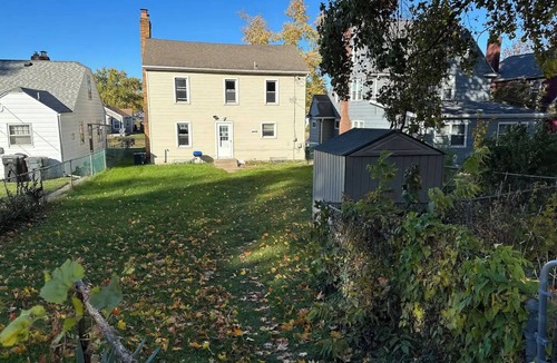 South Bend House | single family home, easy access, safe area