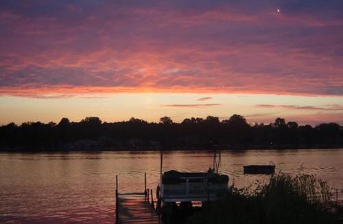 Sister Lakes House | Sister Lake Cottages - Unit 1
