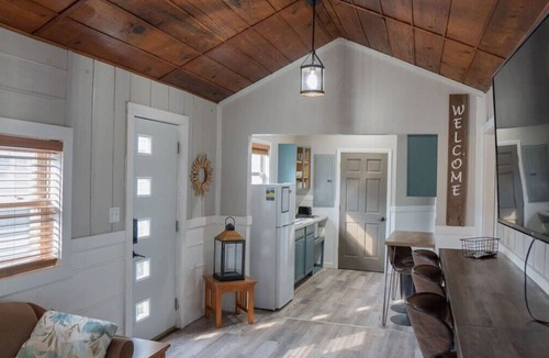 Sister Lakes Cabin | Sister Lake Cottages - Unit 5
