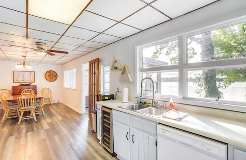 Sister Lakes Cottage | Sister Lakes Cottage w/Dock & Grill!