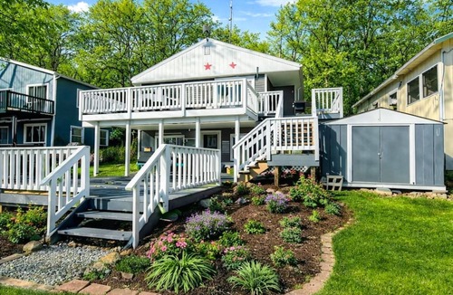 Brooklyn Cabin | Skip the Hotel. Relax, Paddle, Bonfire, Repeat.