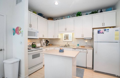 South Haven Villa | Sleepy Hollow Beach Resort, Villa F – Family Fun on Lake Michigan!