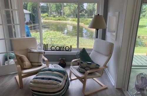 Grass Lake House | Snuggle time is great at the LiL Carrot waterfront on Big Wolf Lake