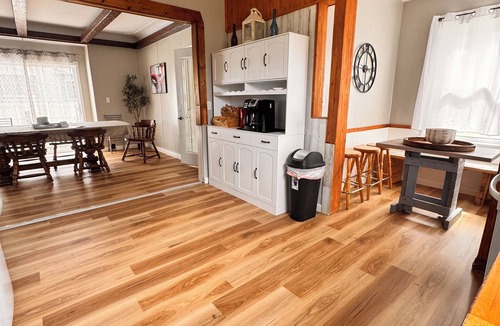 Westside Connection House | Space everyone can enjoy, 4 miles to downtown Grand Rapids!