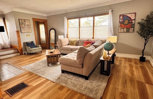 Westside Connection House | Space everyone can enjoy, 4 miles to downtown Grand Rapids!