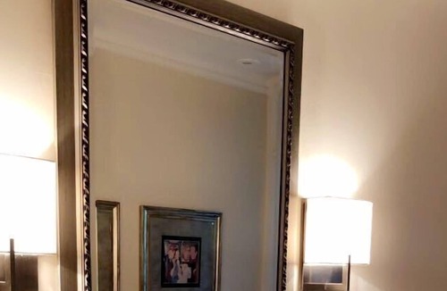 Grosse Pointe House | Spacious 10 Bed Home w/ Pool (Family-Friendly)