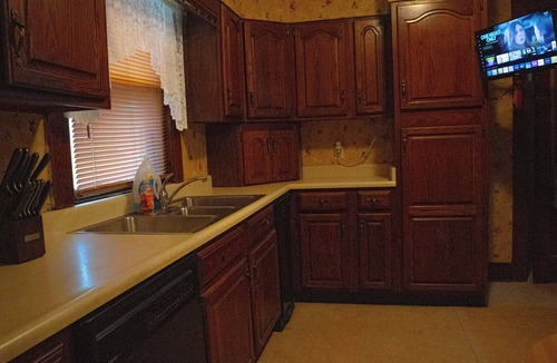 Dayton Bed & Breakfast | Spacious 3-bedroom house in peaceful Dayton with AC, close to downtown Dayton