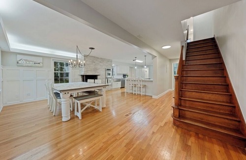 Jackson Other | Spacious 6- Bedroom Beautifully Updated Farmhouse Convenient Private Yard Arcade