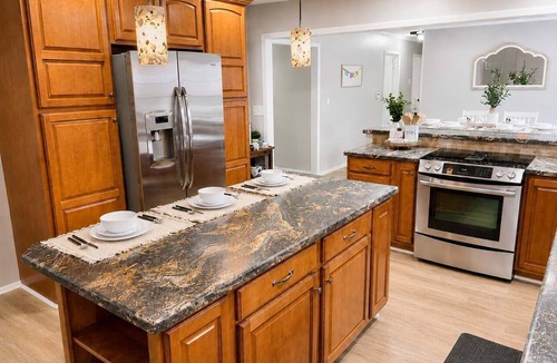 Ivy Hills House | Spacious Ivy Hills Home | Hot Tub Fenced Yard