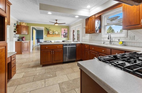 Indianapolis House | Spacious Retreat Near Eagle Creek Park – Modern Comfort & Entertainment