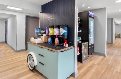 Matteson Hotel | Spark by Hilton Matteson Chicago I 57