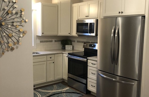 Douglas House | Sparkling Home in Saugatuck area!