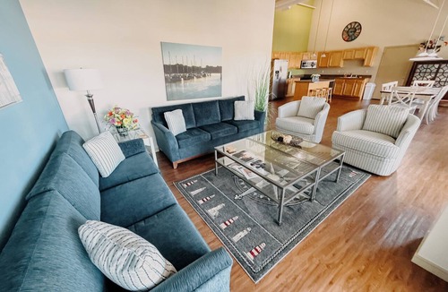 Holland Condo | Staterooms 2N, Waterside View, heated pool, near Holland State Park Beach