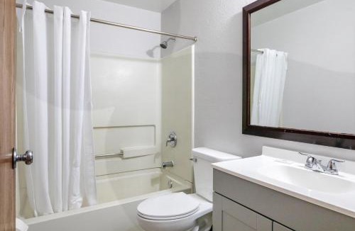 Lansing Apartment | Studio in Lansing