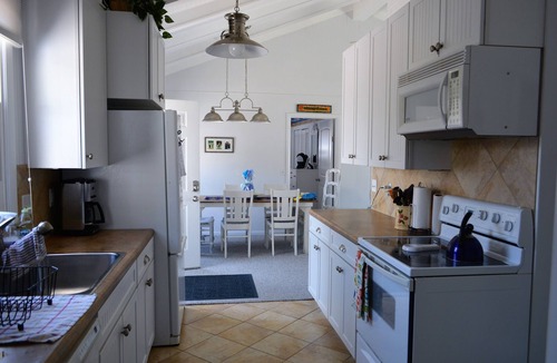 West Olive Cottage | Stunning Lake Michigan views in our light, airy beachfront cottage. Sleeps 10.