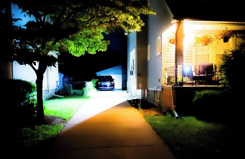 Dearborn Apartment | Stylish 2BR Apartment - Walk to Downtown Dearborn