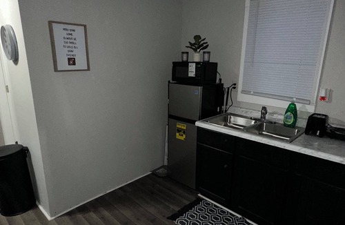 Terre Haute Cabin | Stylish Tiny Home in prime Terre Haute location