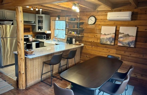 Waveland Cabin | Sugar Creek Cabin w/Nordic spa bordering 2 state parks!