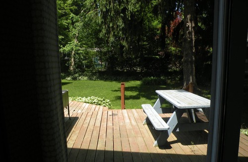 Saugatuck Cottage | Summer is Here! Bring the Family & the Dog and Walk Downtown!