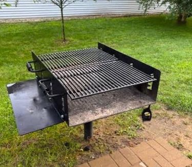 Kendall House | Sunset Shores Lake House-Lakefront Escape Great Room Fire Pit