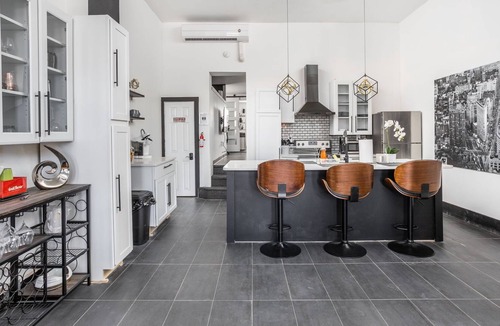 Crawfordsville Condo | Super Chic Downtown Penthouse, Stay for Gen Con!