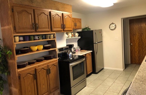 Speedway House | Super Comfortable Home in the Heart of Speedway!